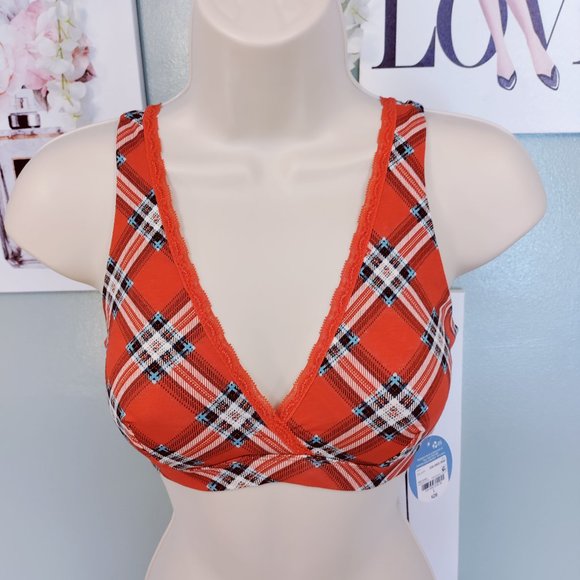 Arizona Body Organic Cotton V Neck Bralette - Picture 2 of 8